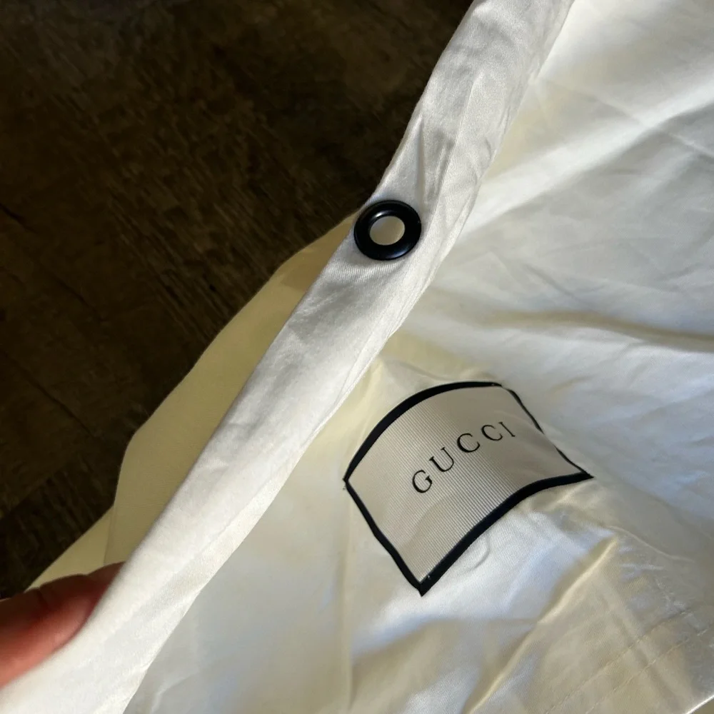 Gucci size19” 4”58”